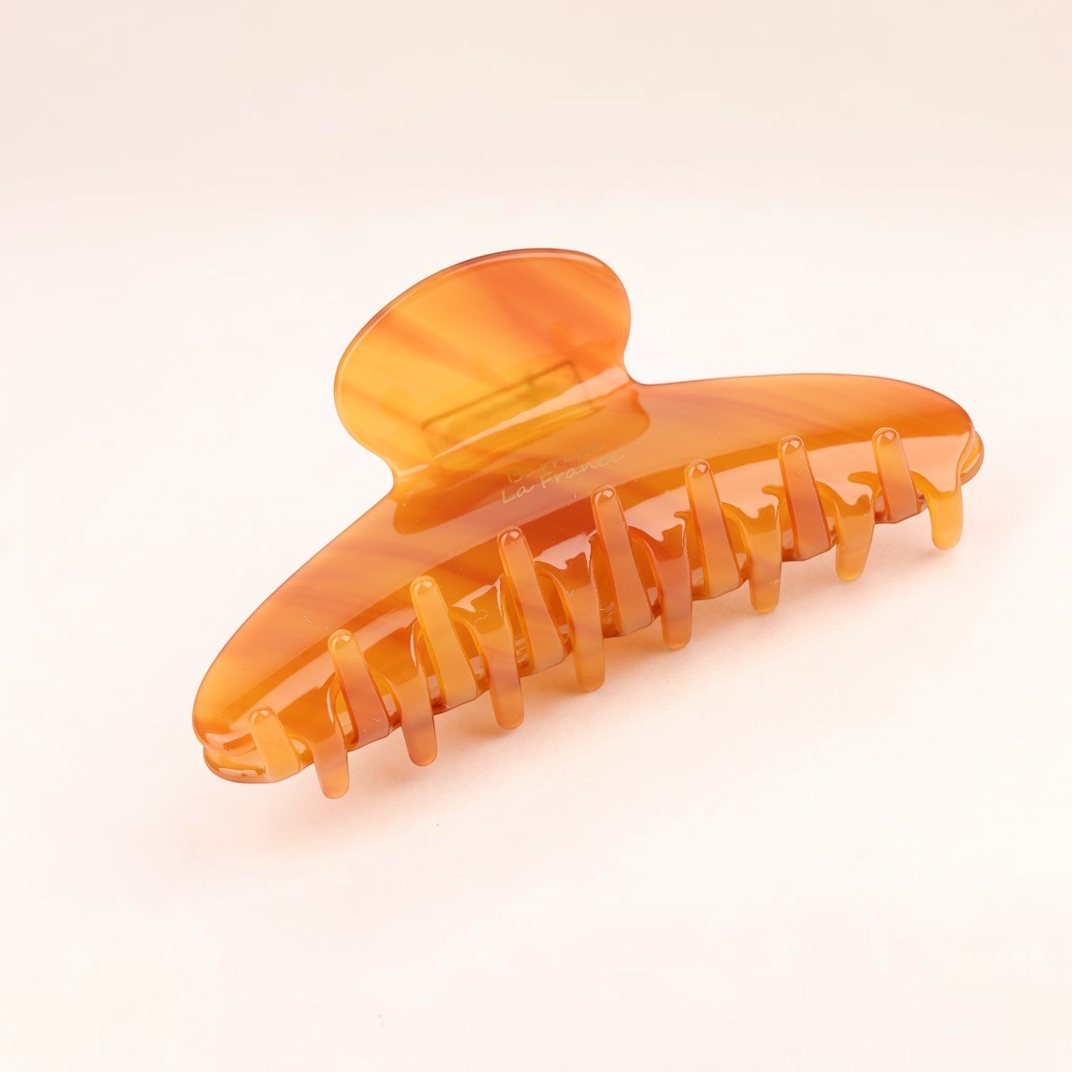 Marble Hair Claw