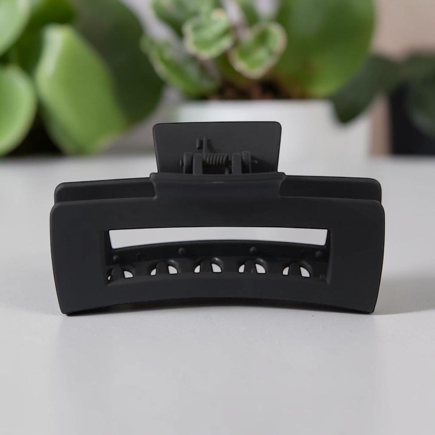 Boxigami pinza de pelo rectangular negra, accesorio de peinado duradero y antideslizante con resorte fuerte.