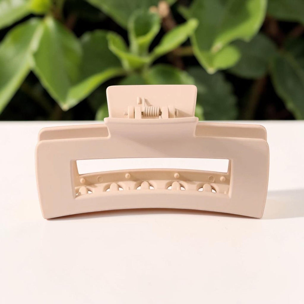 Boxigami pinza de pelo rectangular color crema, con muelle resistente y diseño antideslizante para sujetar peinados.